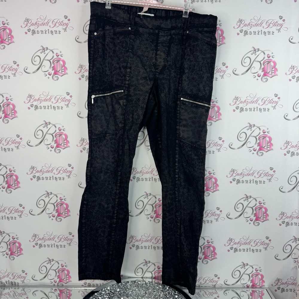 Cleo pants moto style zippers pockets cheetah shiny Black Skinny Women's